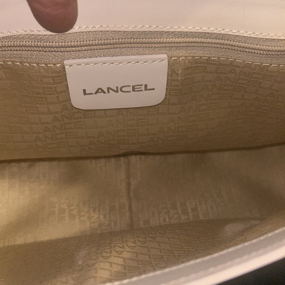 Lancel - White Glossed Leather Structured Handbag - Picture 9 of 9